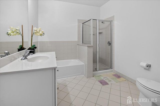 100 Middlesex Boulevard 313, Plainsboro, NJ 08536