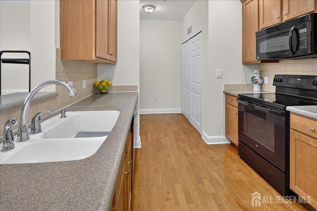 100 Middlesex Boulevard 313, Plainsboro, NJ 08536