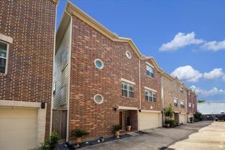 548 Westcross Street, Houston, TX 77018