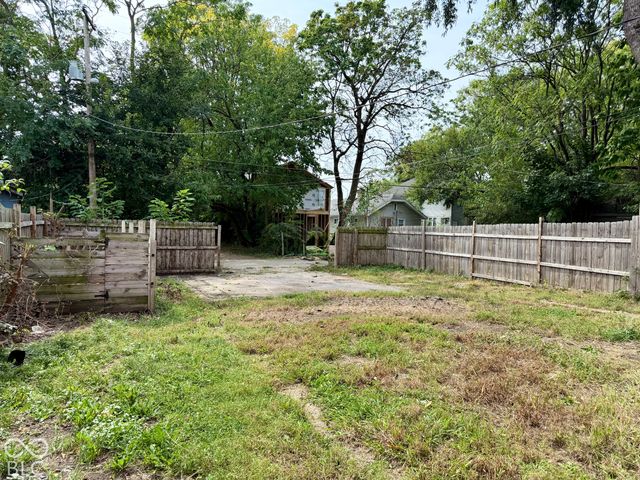 629 W 30th Street, Indianapolis, IN 46208