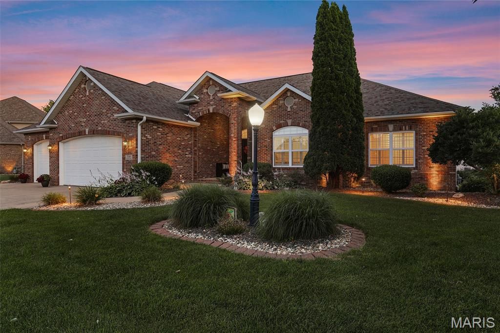 7049 Scioscia Lane, Edwardsville, IL 62025