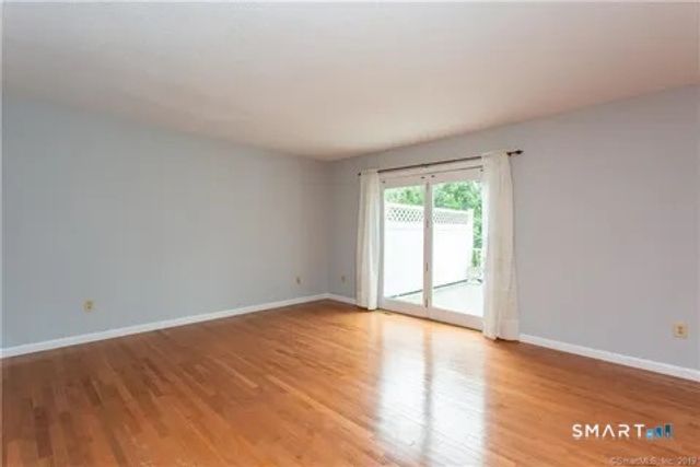 21 Norman Drive 21, Glastonbury, CT 06033