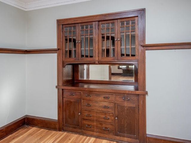 1625 Thomas Avenue, Saint Paul, MN 55104