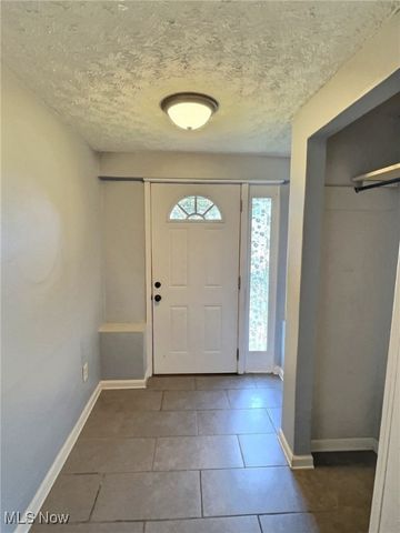 344 E Huston Street, Barberton, OH 44203