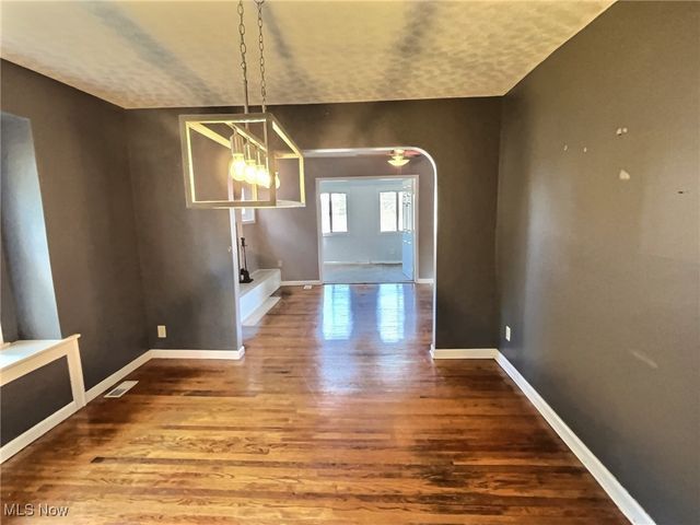 344 E Huston Street, Barberton, OH 44203