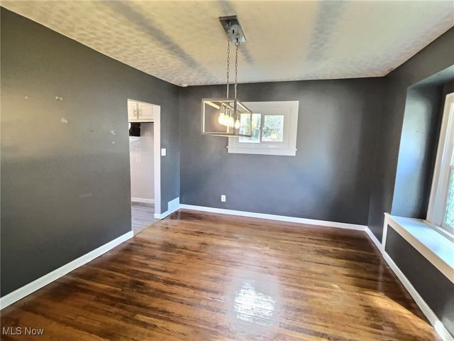 344 E Huston Street, Barberton, OH 44203