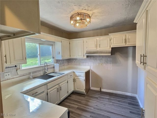 344 E Huston Street, Barberton, OH 44203