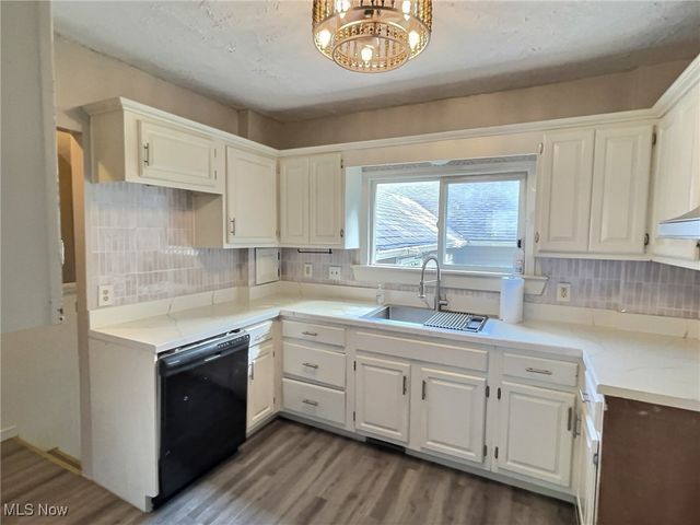 344 E Huston Street, Barberton, OH 44203