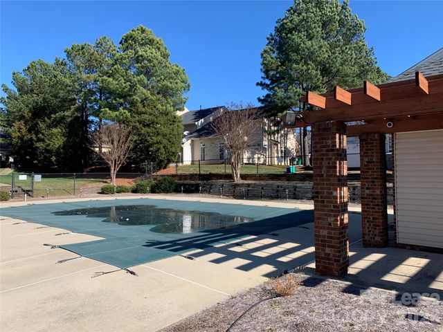 5307 Waverly Lynn Lane, Charlotte, NC 28269
