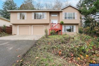 3047 Wallace Rd NW, Salem, OR 97304