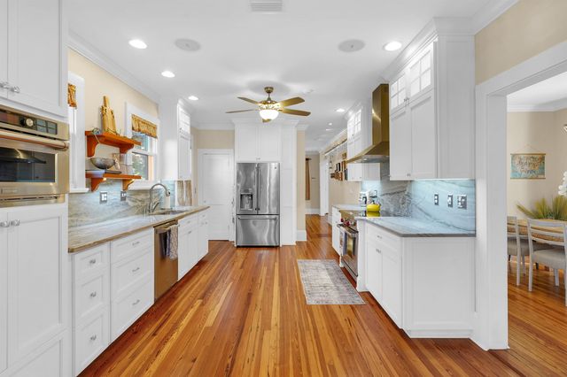 28 E Park Ave, St Augustine, FL 32084