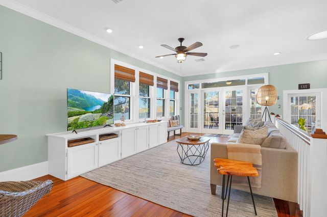 28 E Park Ave, St Augustine, FL 32084