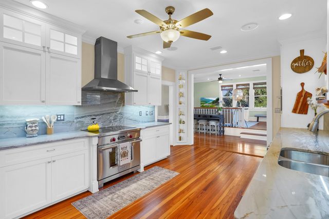 28 E Park Ave, St Augustine, FL 32084