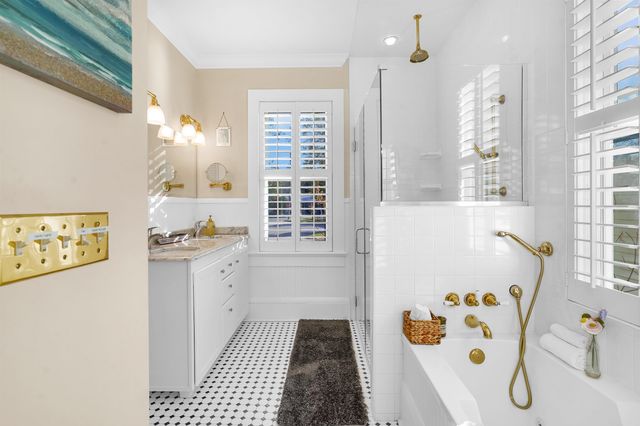 28 E Park Ave, St Augustine, FL 32084