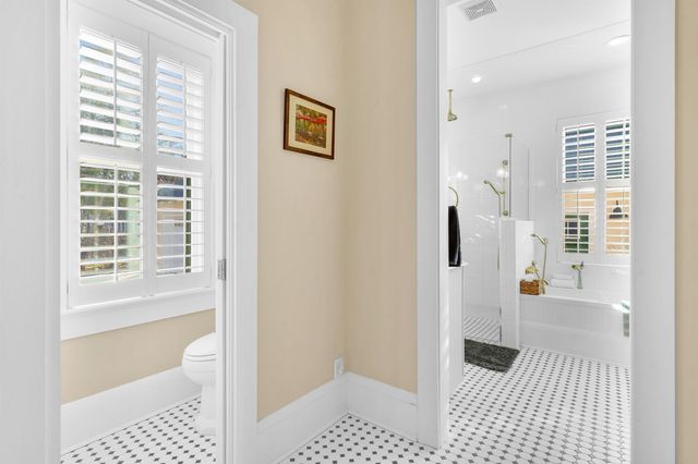 28 E Park Ave, St Augustine, FL 32084