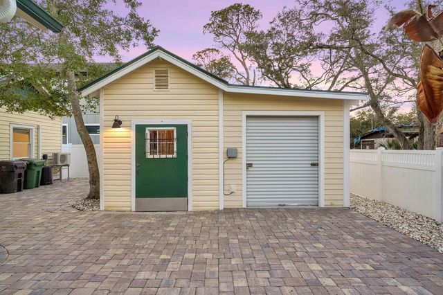 28 E Park Ave, St Augustine, FL 32084