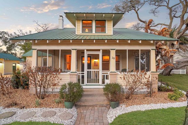 28 E Park Ave, St Augustine, FL 32084