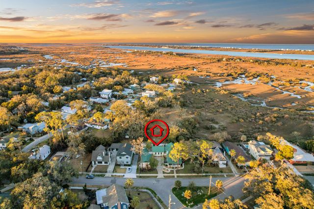 28 E Park Ave, St Augustine, FL 32084
