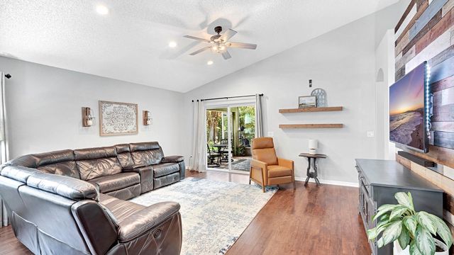1970 CARPATHIAN DRIVE, Apopka, FL 32712