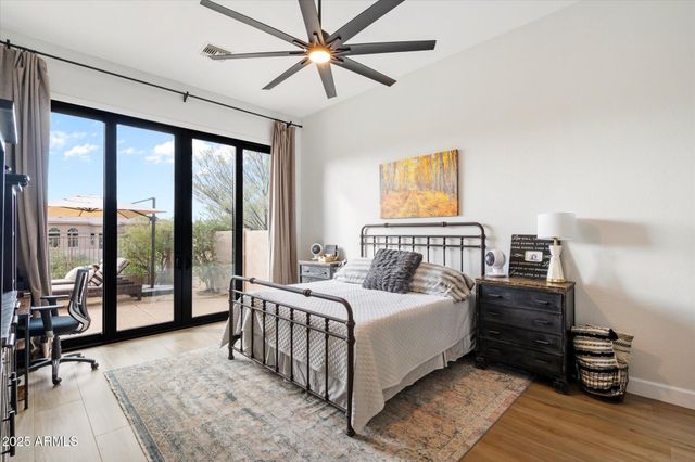 10747 E GREENWAY Road, Scottsdale, AZ 85255