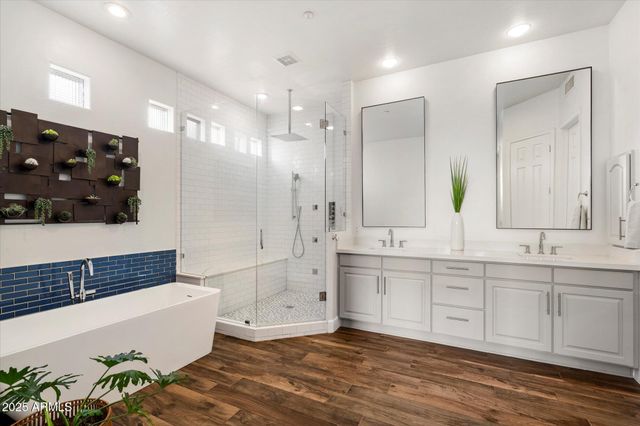 10747 E GREENWAY Road, Scottsdale, AZ 85255