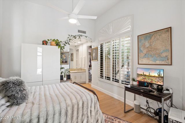 10747 E GREENWAY Road, Scottsdale, AZ 85255