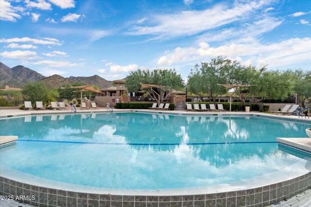 10747 E GREENWAY Road, Scottsdale, AZ 85255