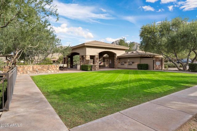 10747 E GREENWAY Road, Scottsdale, AZ 85255