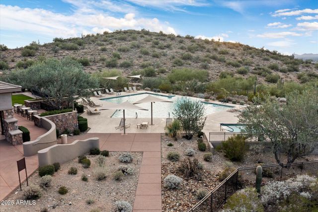 10747 E GREENWAY Road, Scottsdale, AZ 85255