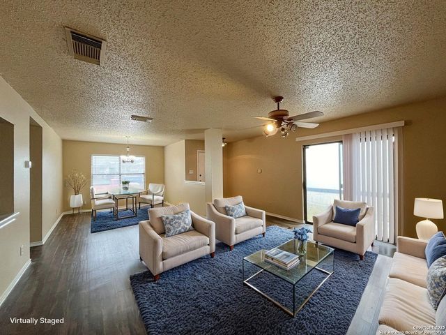 6847 Canary Meadow, Converse, TX 78109