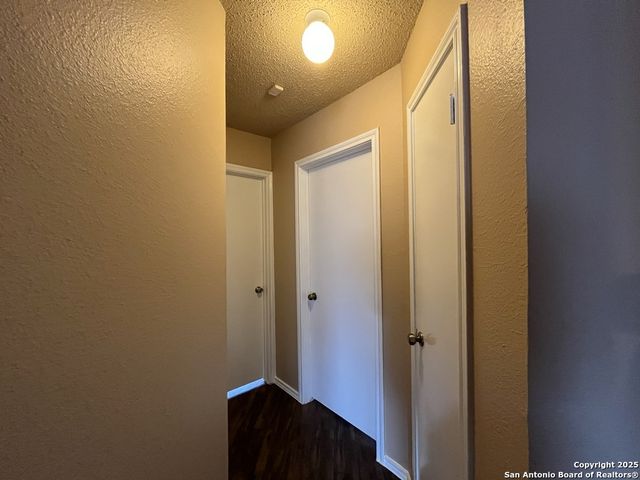 6847 Canary Meadow, Converse, TX 78109