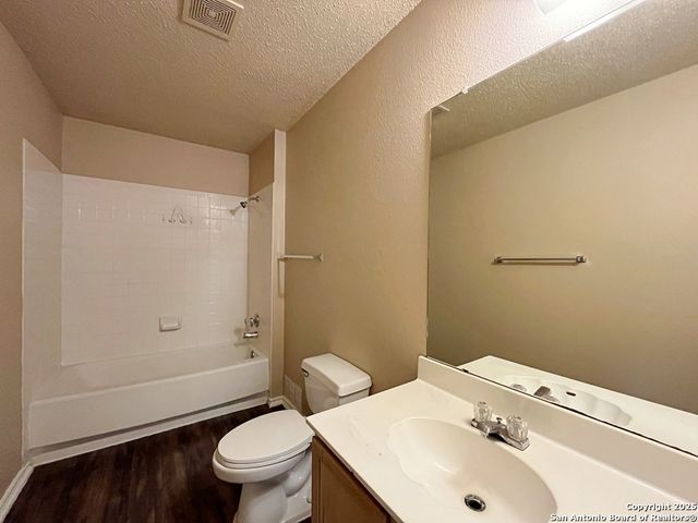 6847 Canary Meadow, Converse, TX 78109