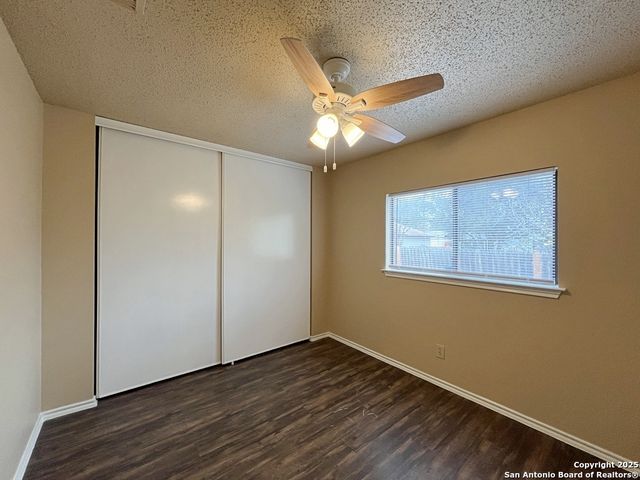 6847 Canary Meadow, Converse, TX 78109