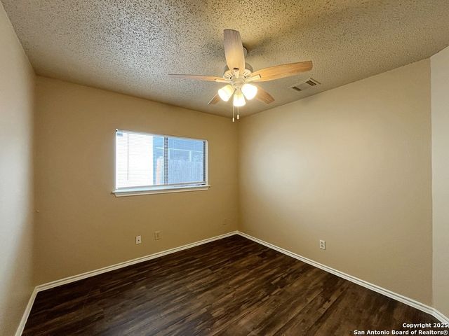6847 Canary Meadow, Converse, TX 78109