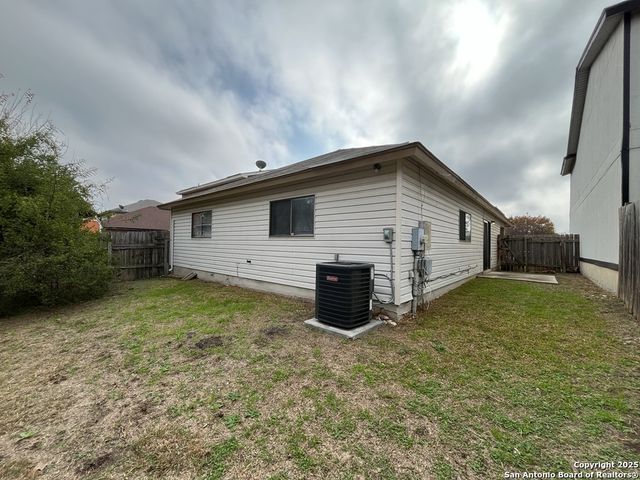 6847 Canary Meadow, Converse, TX 78109