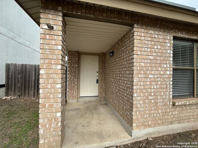 6847 Canary Meadow, Converse, TX 78109