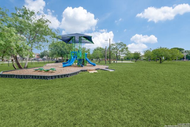 6847 Canary Meadow, Converse, TX 78109