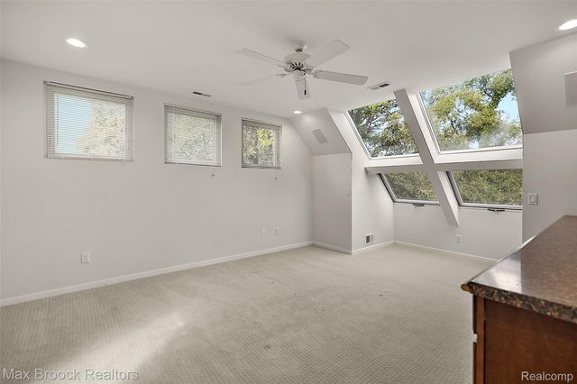 1136 Norminister End, Bloomfield Charter Township, MI 48302