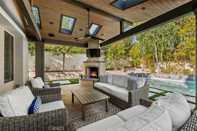 3950 Prado De Verde, Calabasas, CA 91302