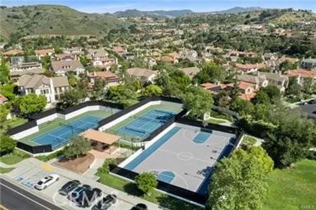 3950 Prado De Verde, Calabasas, CA 91302