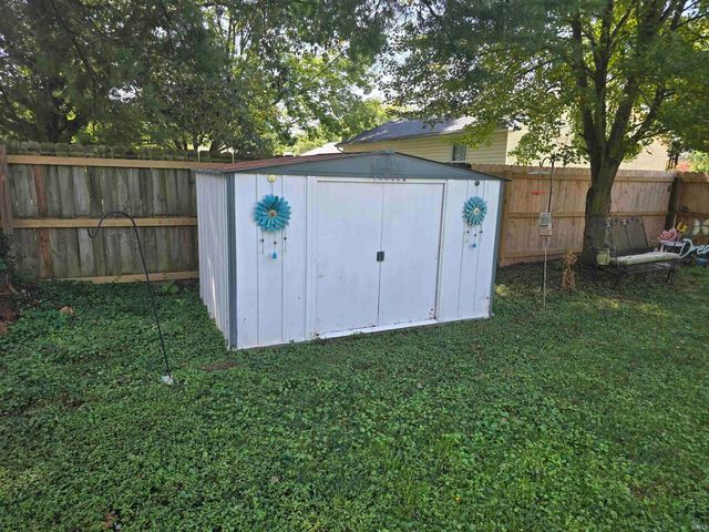 3721 S Tyler Lane, Bloomington, IN 47403