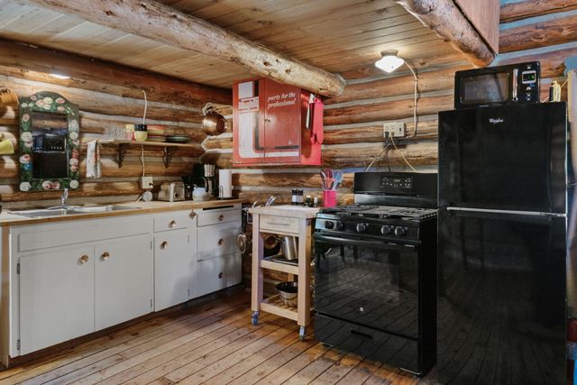 61567 Bearwallow Road, Bend, OR 97703