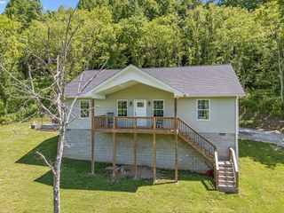 78 Dog Branch Rd, S, Pleasant Shade, TN 37145