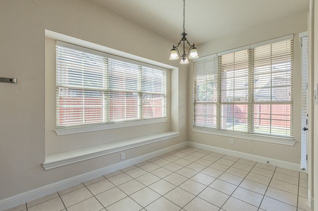 216 Florence Drive, Lewisville, TX 75056