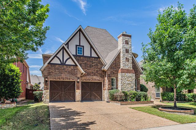 216 Florence Drive, Lewisville, TX 75056