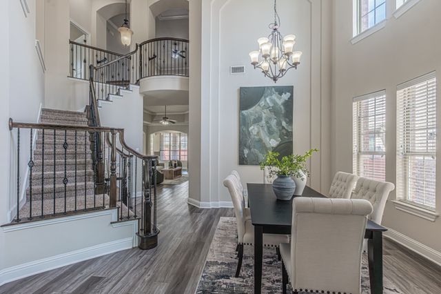 216 Florence Drive, Lewisville, TX 75056