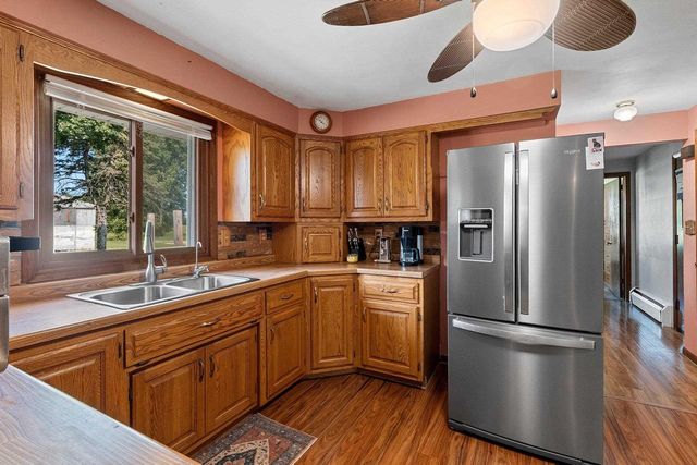 2565 S PINE TREE ROAD, De Pere, WI 54115