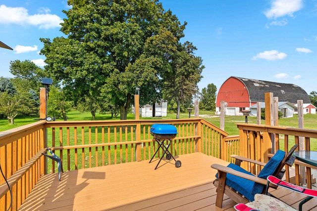 2565 S PINE TREE ROAD, De Pere, WI 54115