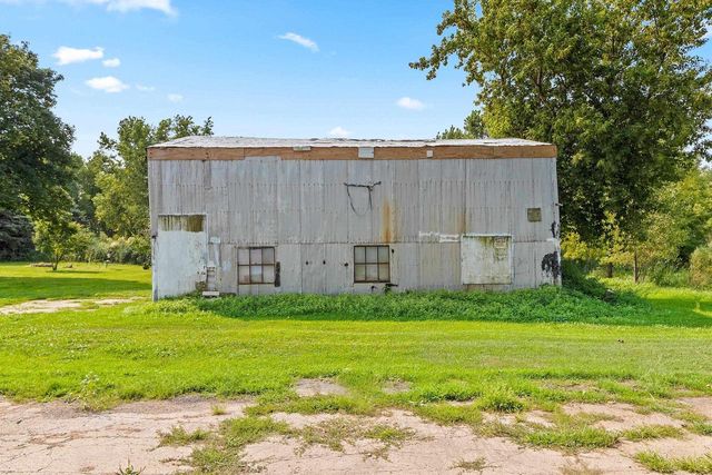 2565 S PINE TREE ROAD, De Pere, WI 54115
