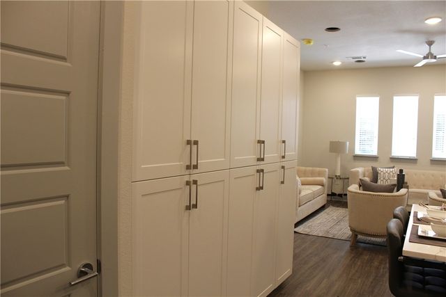 1902 Moser Avenue 4C, Dallas, TX 75206